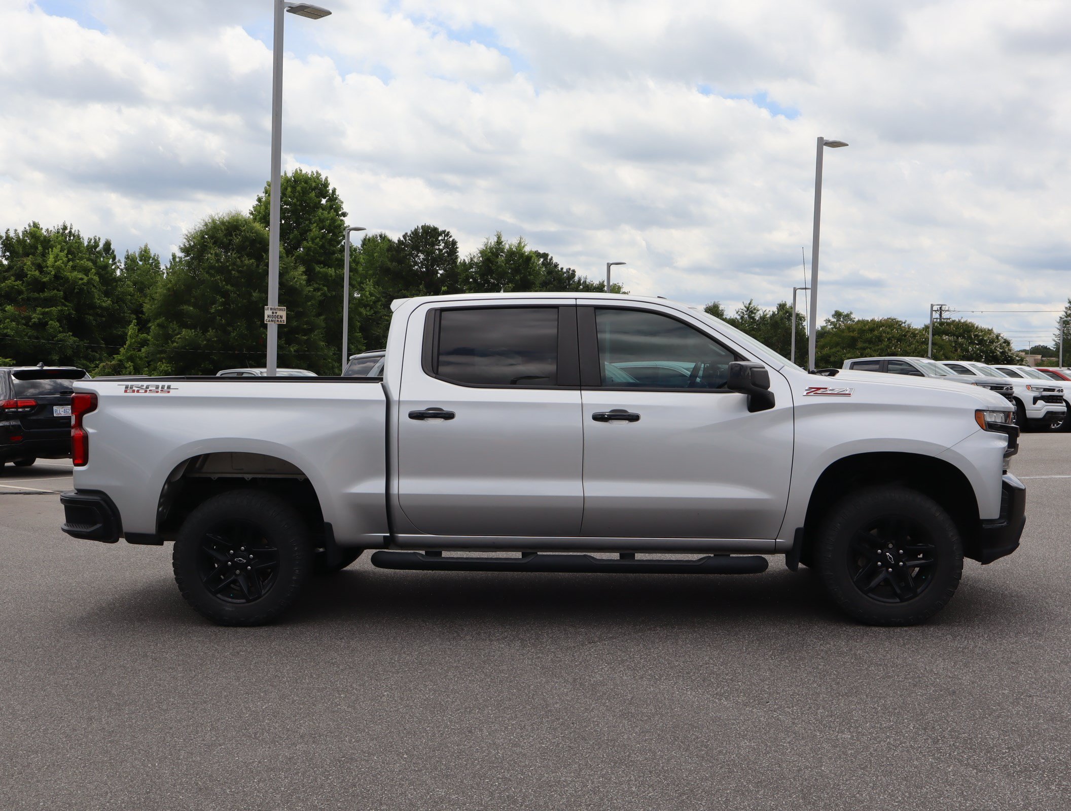 Used 2020 Chevrolet Silverado 1500 LT Trail Boss AWD/4WD image 10