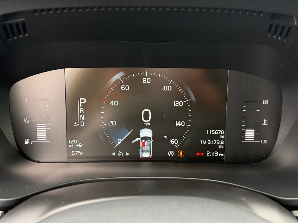 Used 2019 Volvo XC60 T5 Momentum w/ Premium Package AWD/4WD image 26