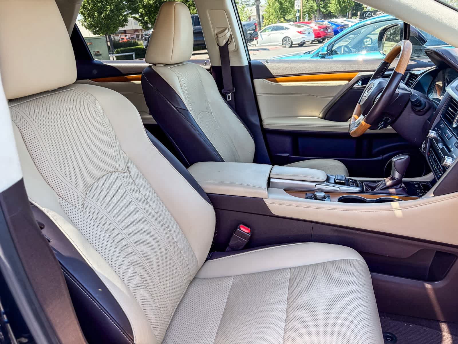 Used 2019 Lexus RX 350 FWD w/ Navigation Package image 16