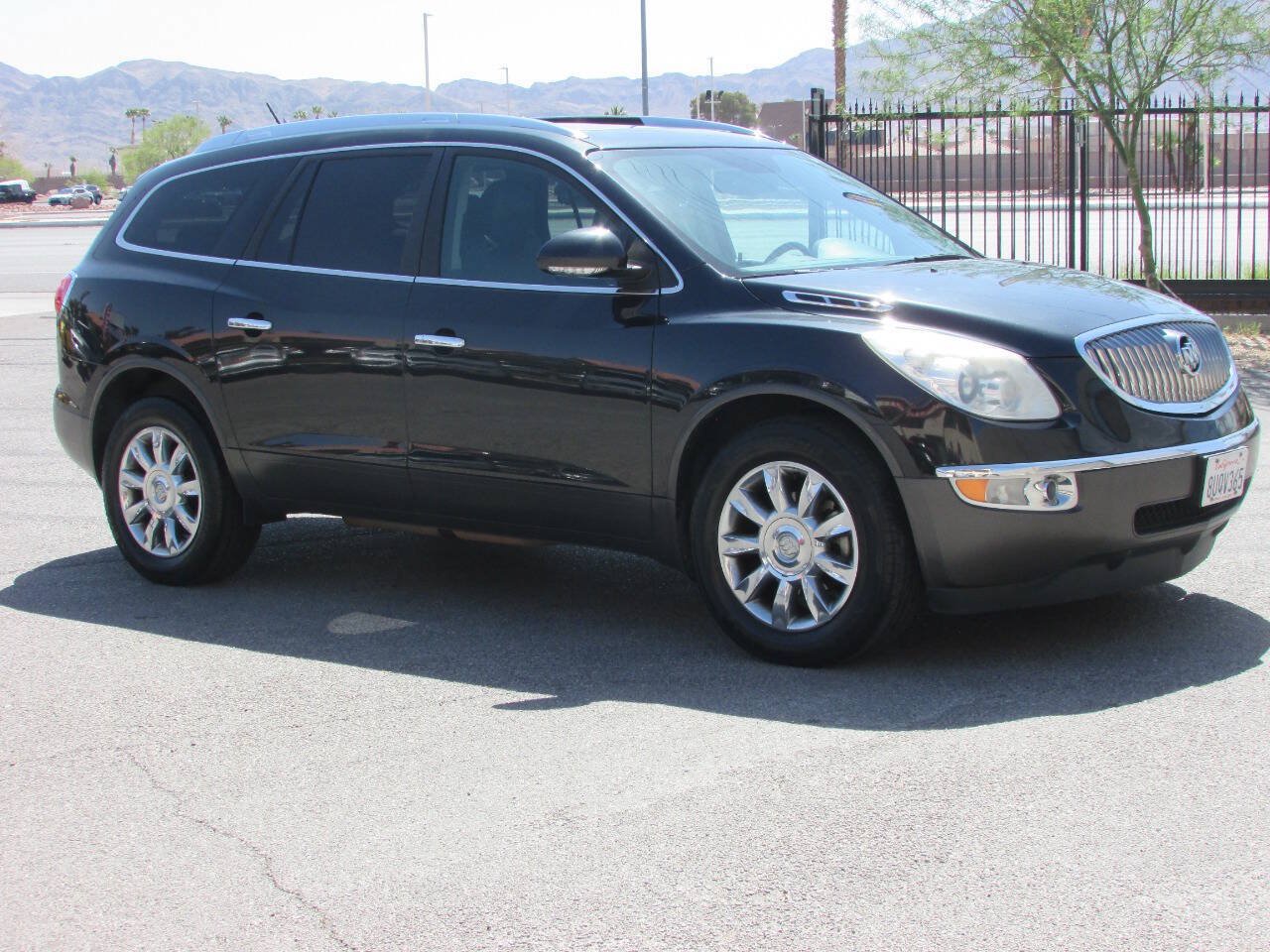 Used 2012 Buick Enclave Leather w/ Trailering Provision Package AWD/4WD image 2