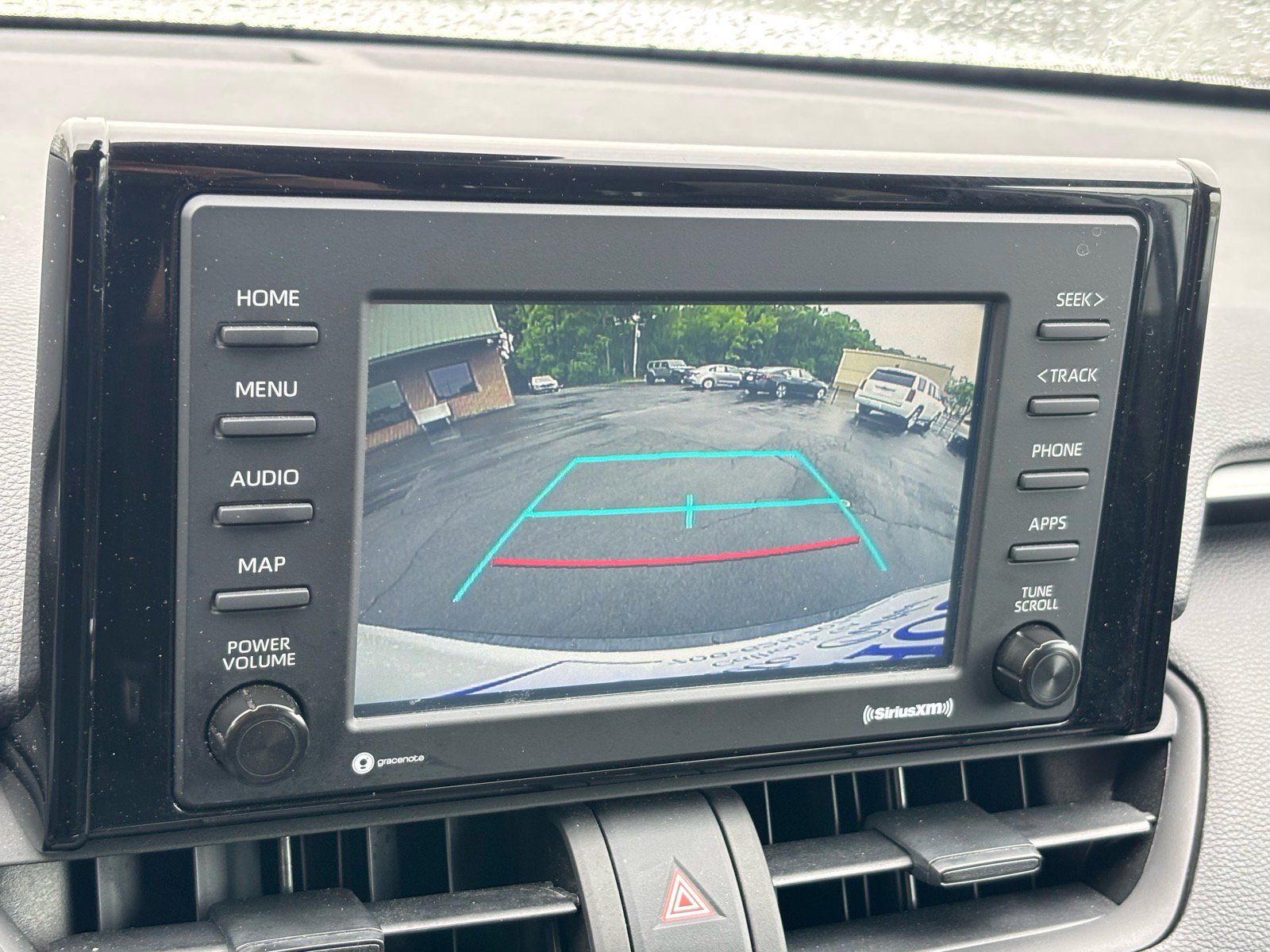 Used 2022 Toyota RAV4 LE FWD image 13