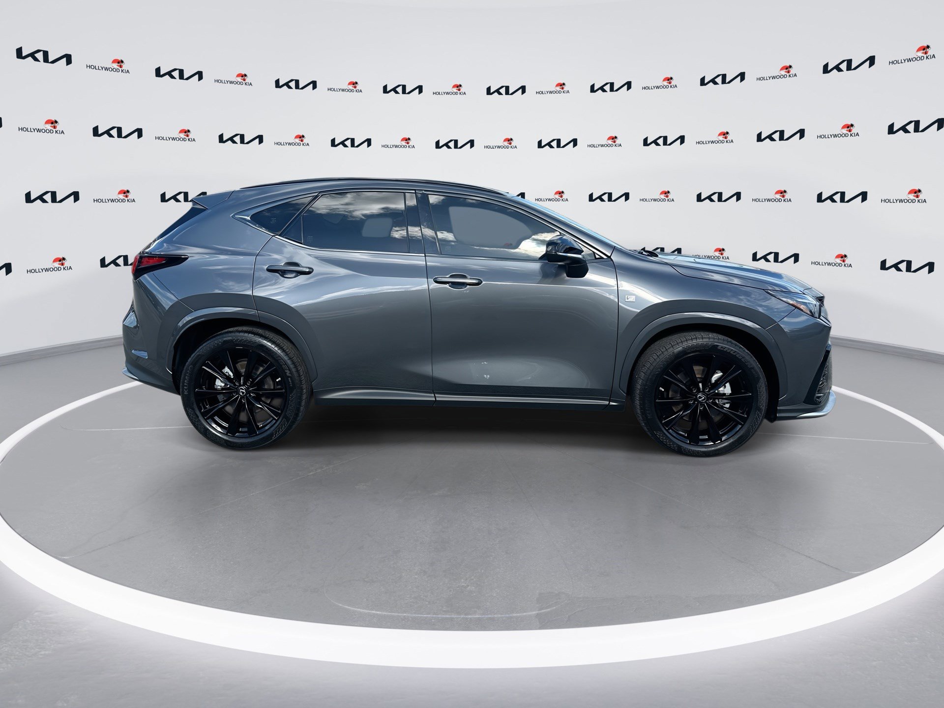 Used 2023 Lexus NX 350 F Sport AWD/4WD image 9