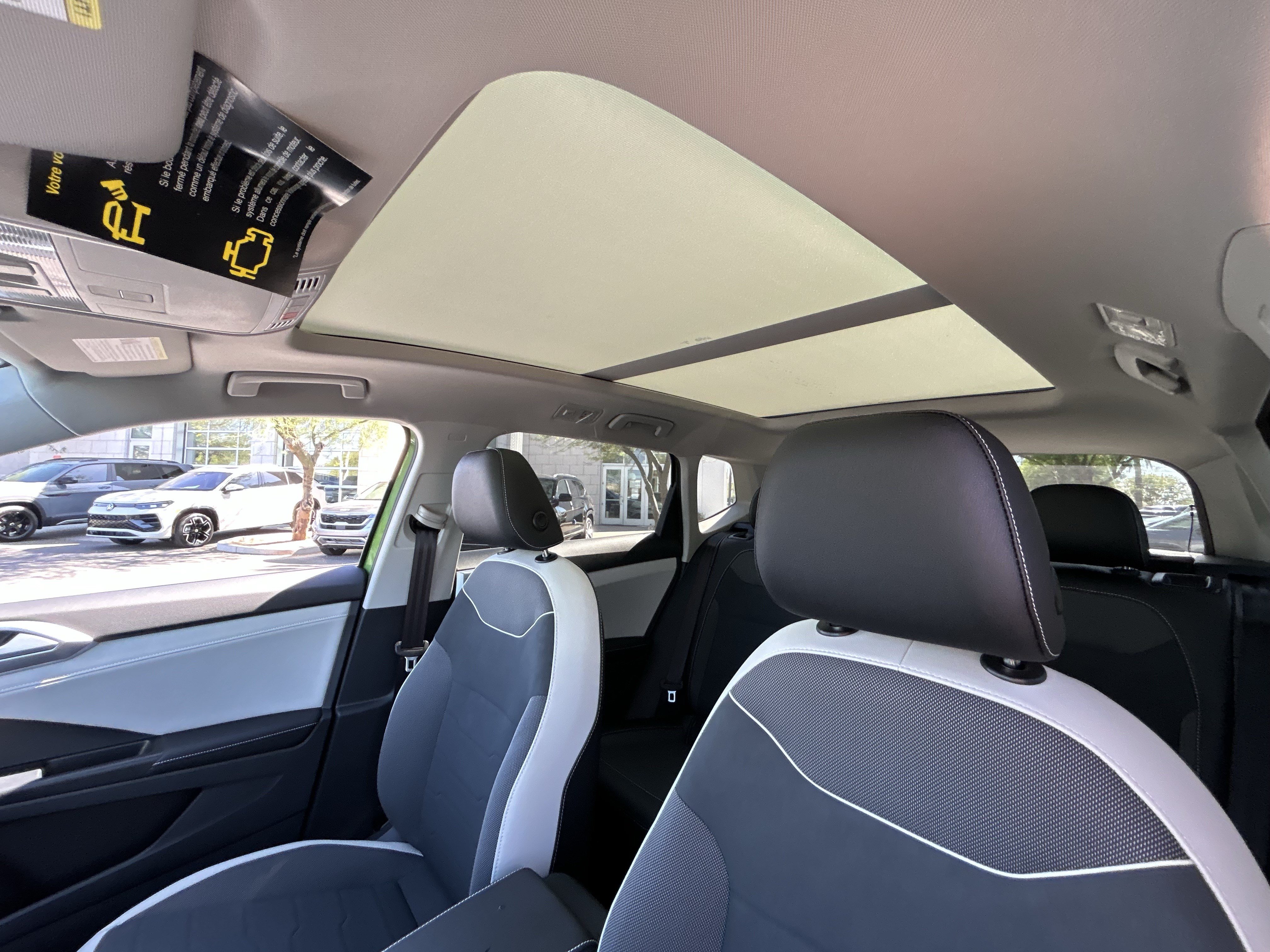New 2026 Volkswagen Taos SE FWD image 18