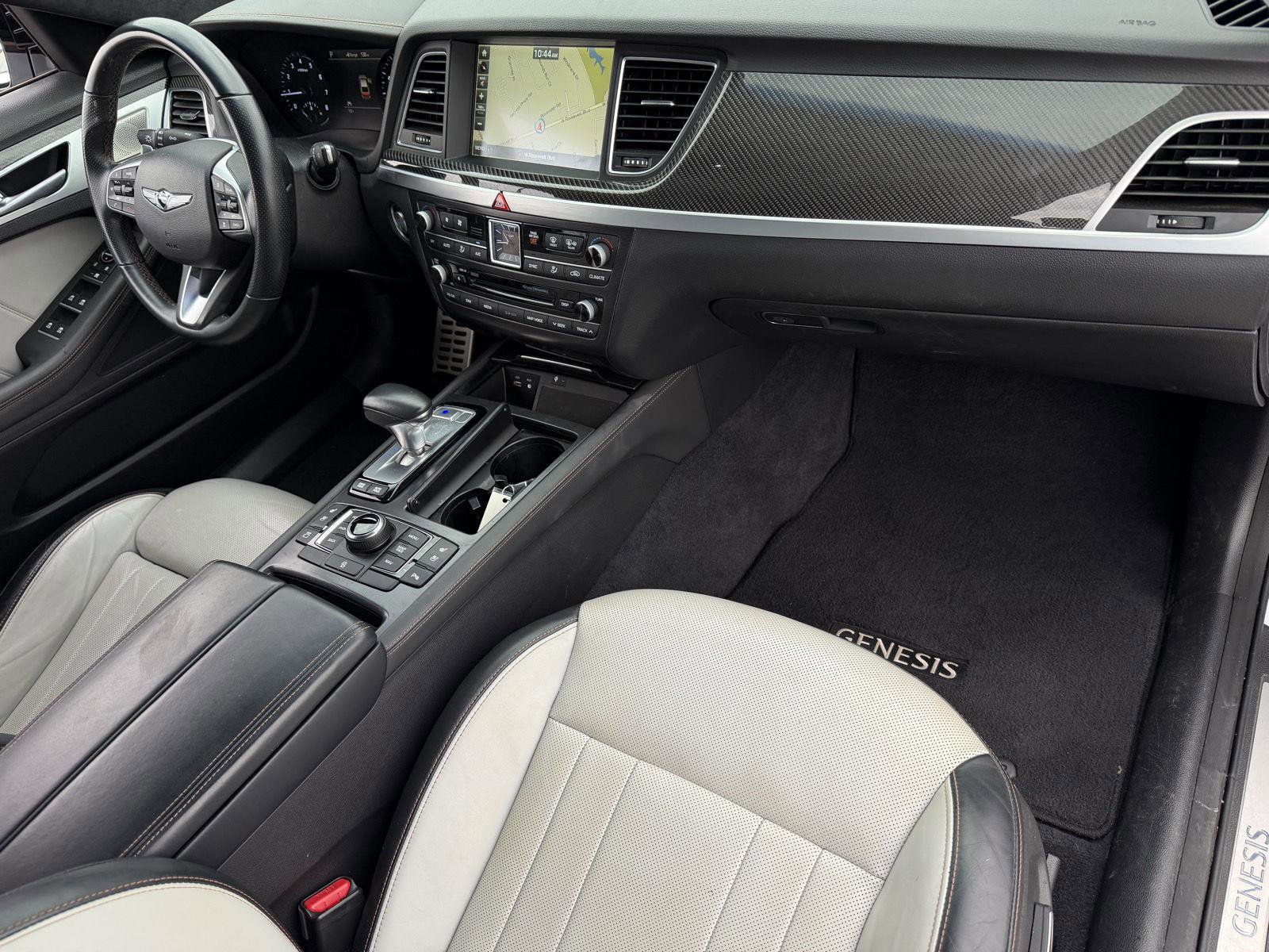 Used 2018 Genesis G80 3.3T Sport RWD image 22