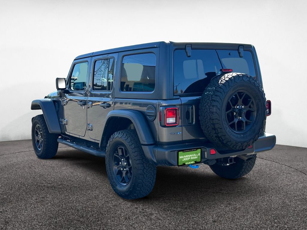 Used 2024 Jeep Wrangler Unlimited image 3