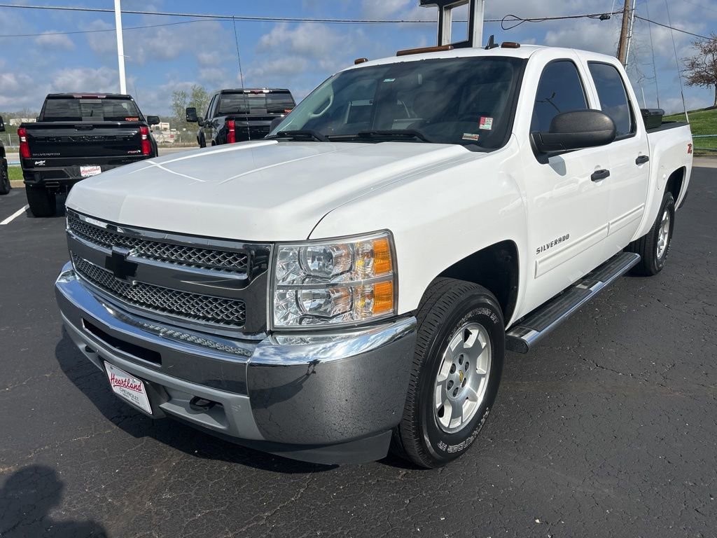 Used 2013 Chevrolet Silverado 1500 LT w/ All-Star Edition AWD/4WD image 9