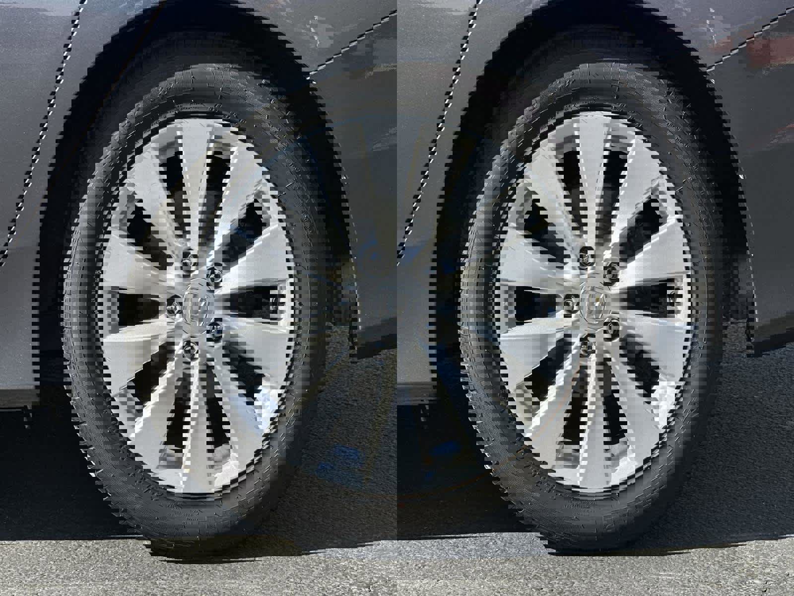 Used 2015 Honda Accord EX-L image 8