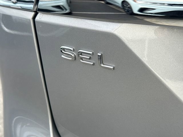 Used 2025 Volkswagen Atlas SEL Premium R-Line image 9