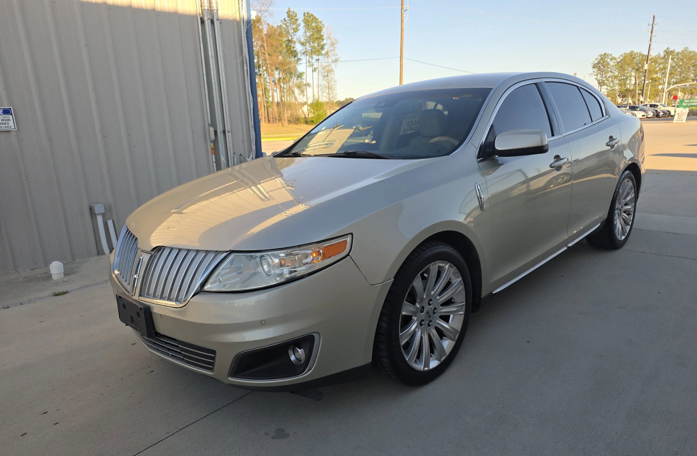 Used 2010 Lincoln MKS Sedan 4D image 2