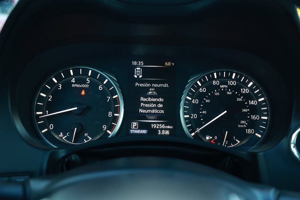 Used 2024 INFINITI Q50 Luxe w/ Cargo Package RWD image 22