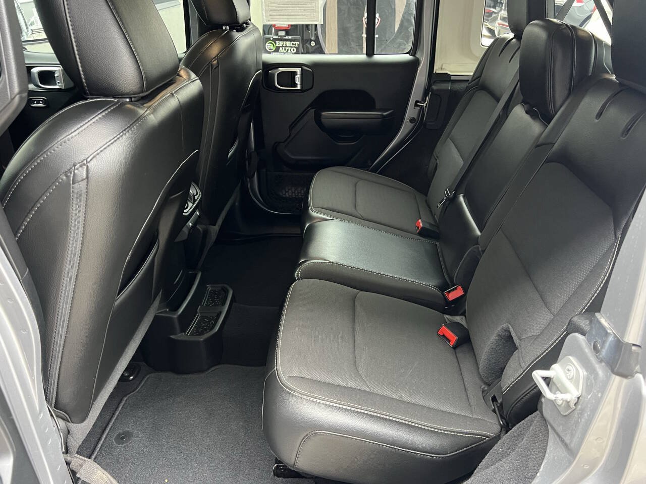 Used 2020 Jeep Wrangler Unlimited Sport AWD/4WD image 18