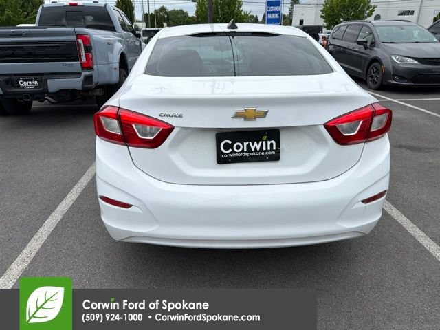 Used 2018 Chevrolet Cruze LS FWD image 8