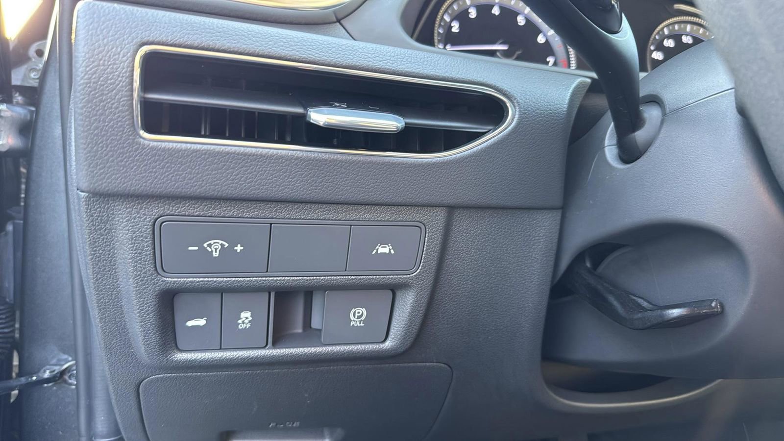 Used 2023 Hyundai Sonata SEL image 18