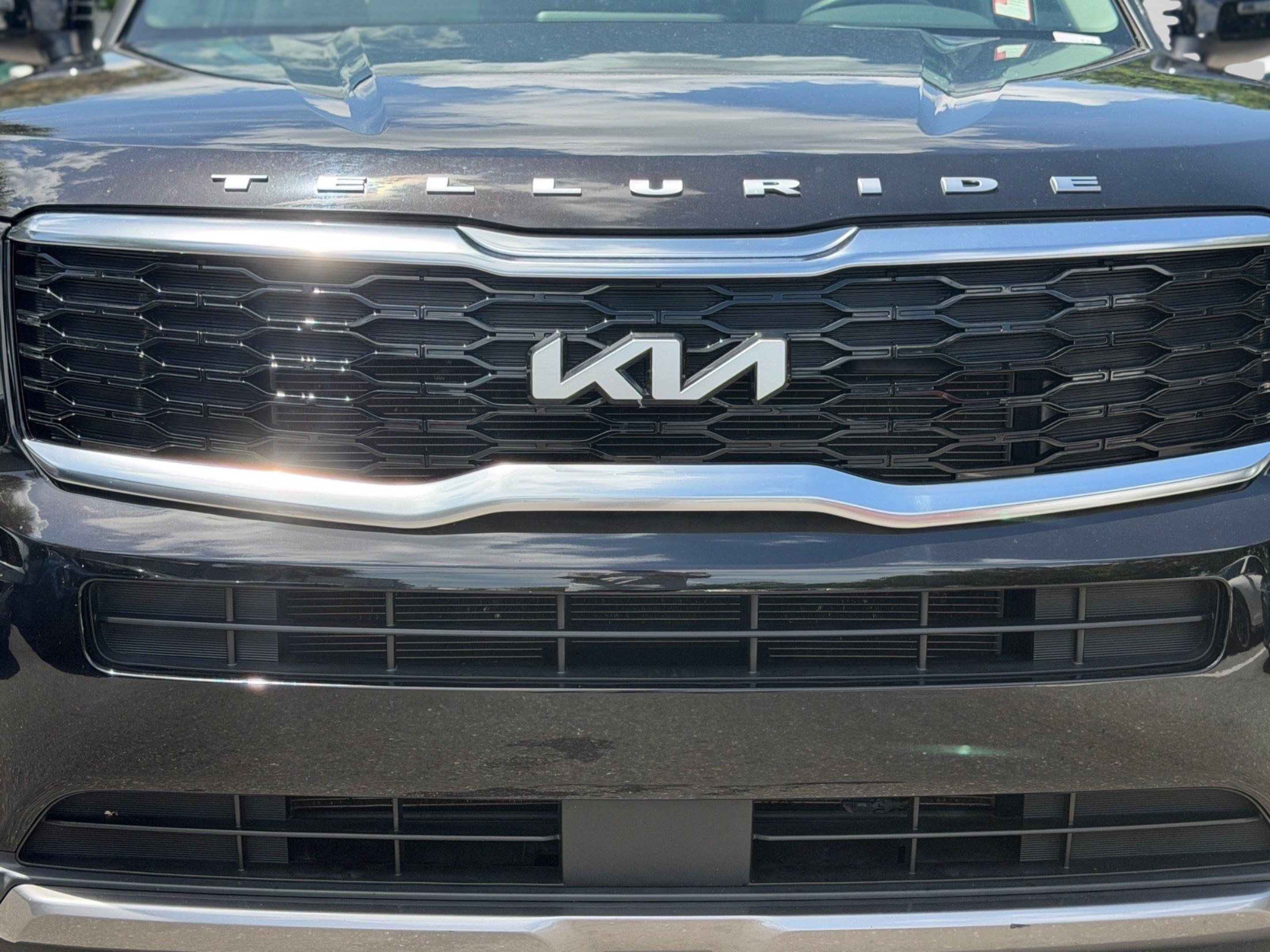 Certified 2022 Kia Telluride EX w/ EX Premium Package FWD image 10