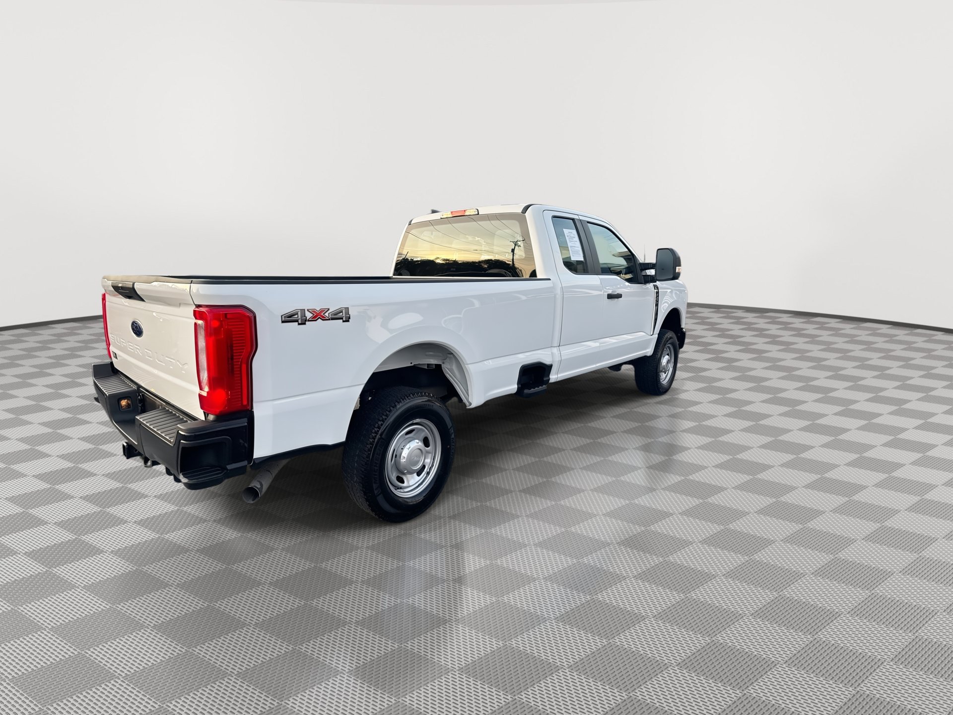 Used 2025 Ford F250 XL w/ Snow Plow Prep Package AWD/4WD image 8