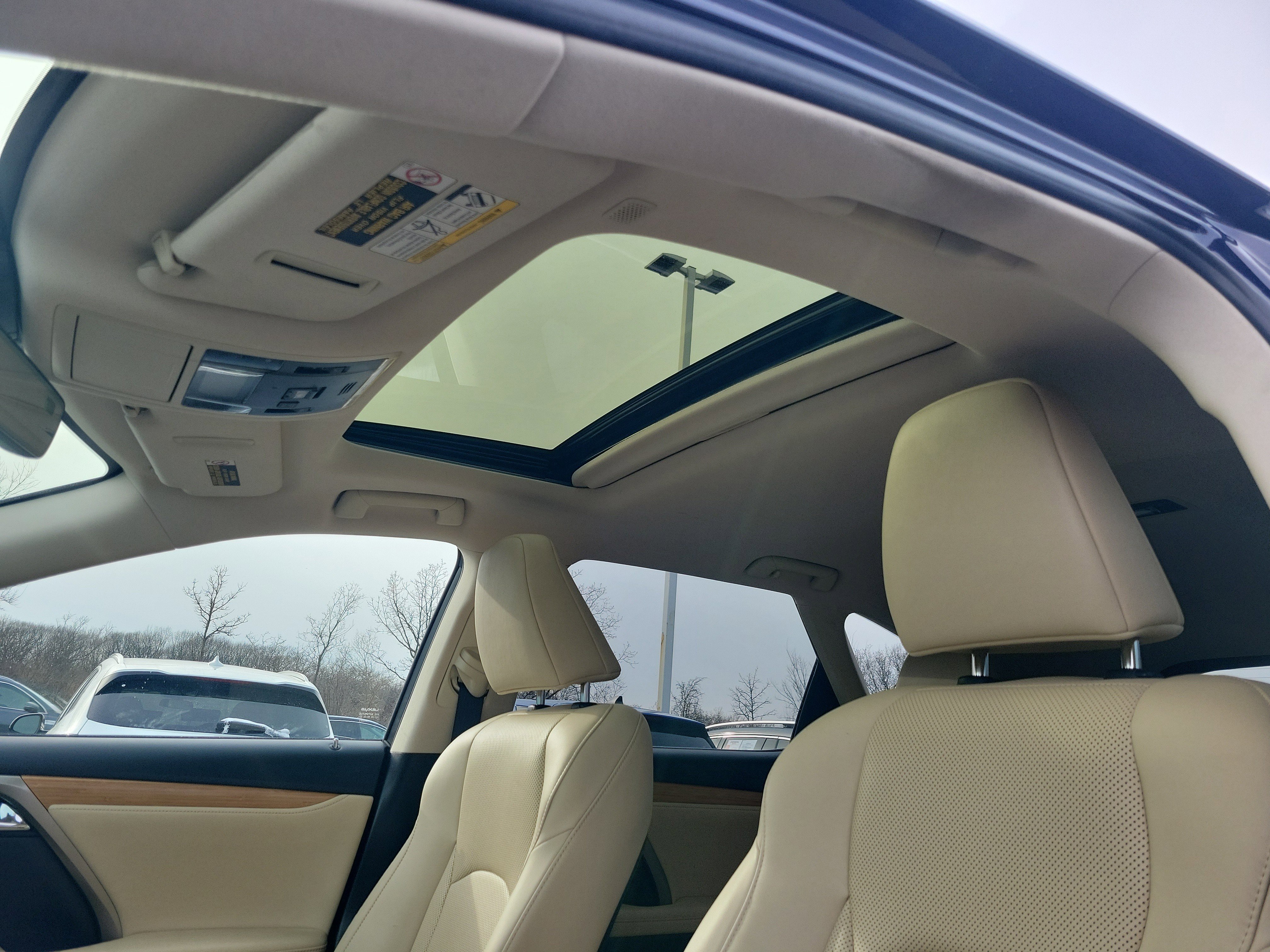 Used 2021 Lexus RX 350L 350L w/ Premium Package image 23