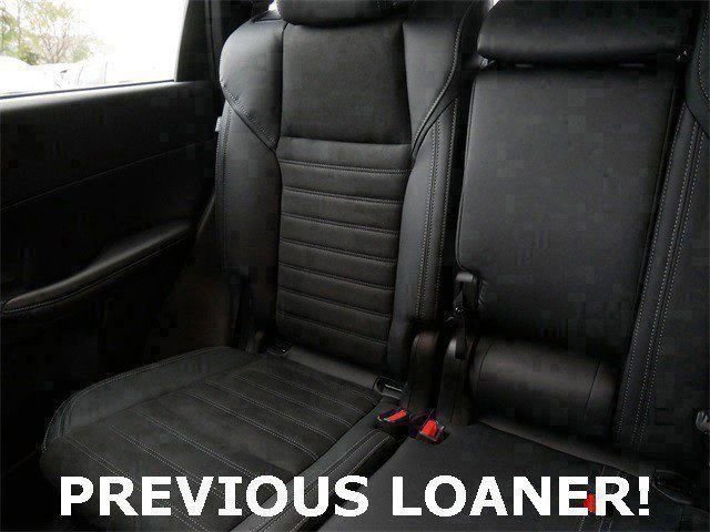 Used 2025 Mitsubishi Outlander SE image 13