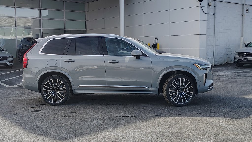 New 2026 Volvo XC90 B6 Plus AWD/4WD image 2