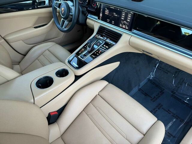 Used 2018 Porsche Panamera image 19