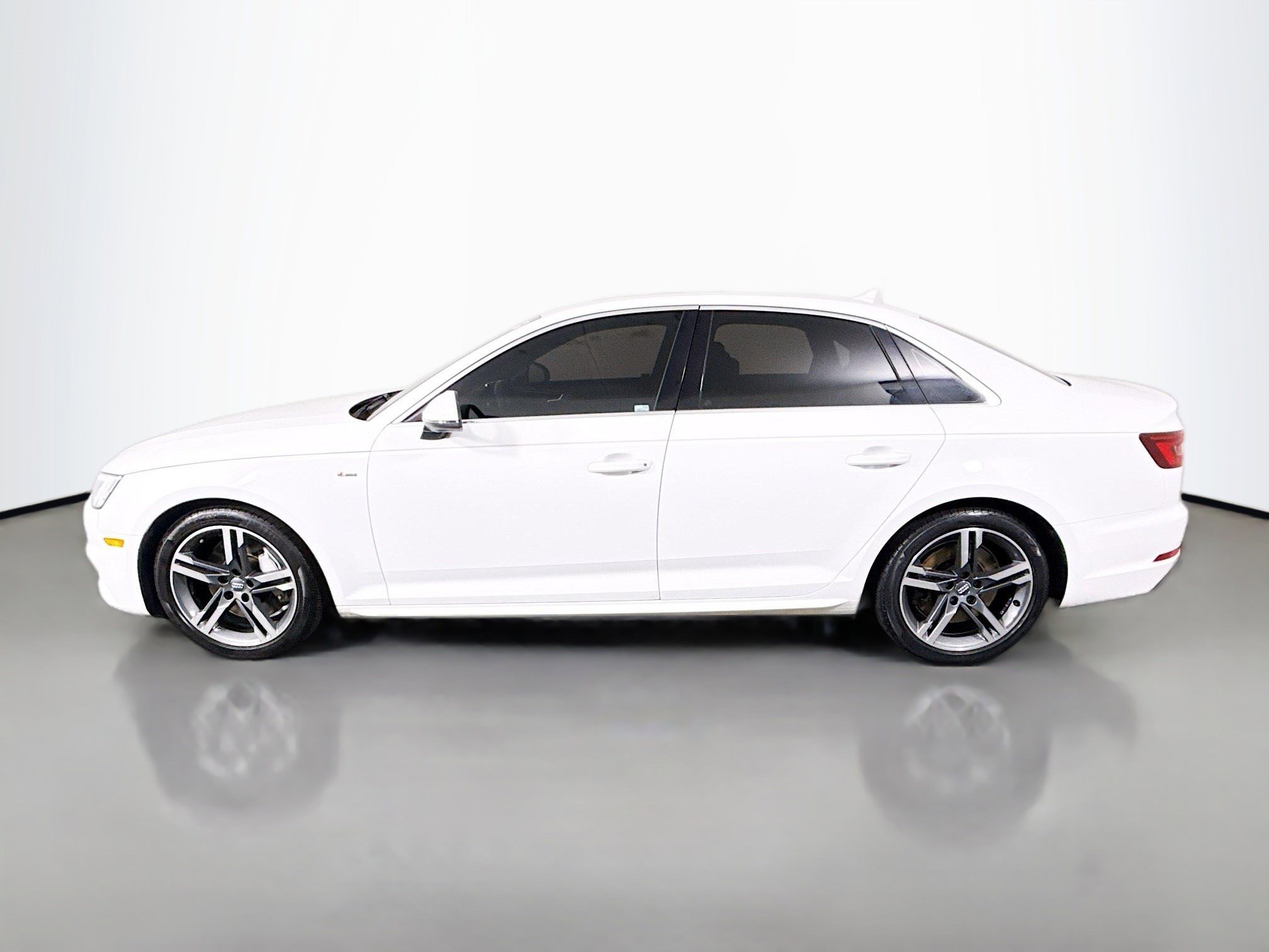 Used 2018 Audi A4 2.0T Prestige image 6