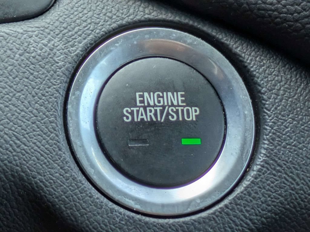 Used 2024 Chevrolet Equinox LT FWD image 29