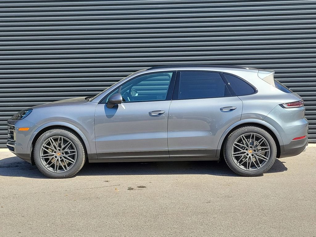 New 2026 Porsche Cayenne image 2