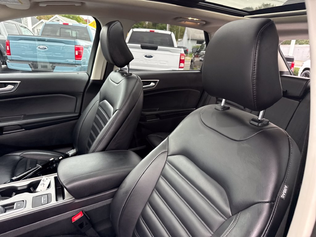 Used 2024 Ford Edge SEL w/ Convenience Package AWD/4WD image 24