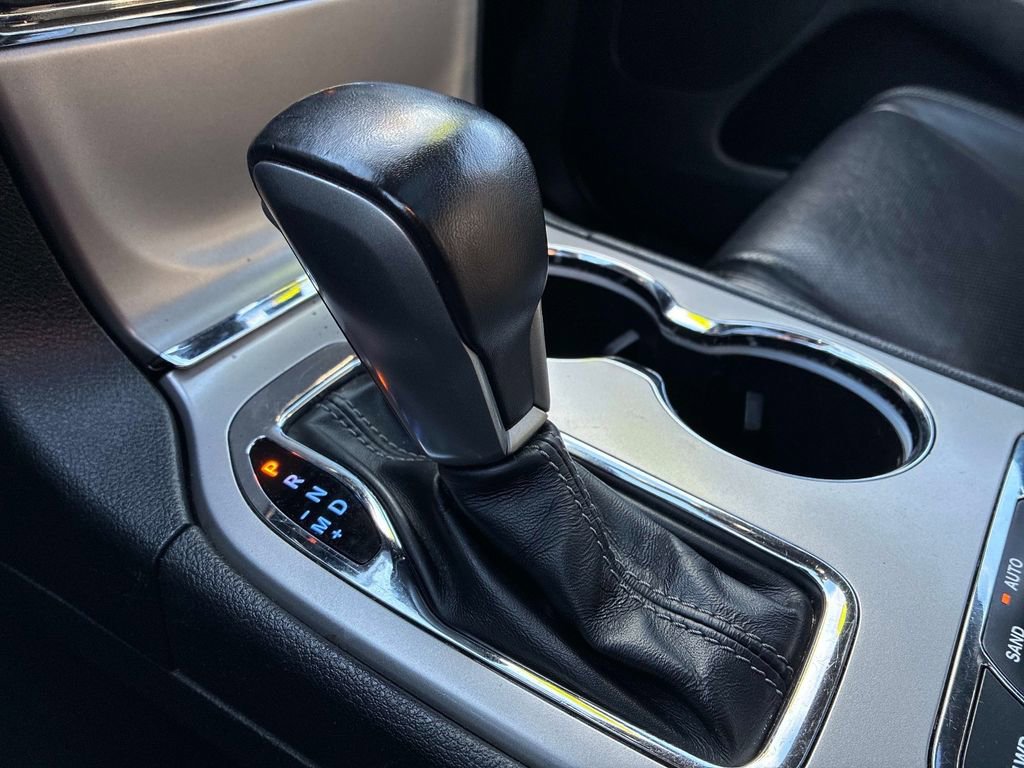 Used 2019 Jeep Grand Cherokee Overland image 29