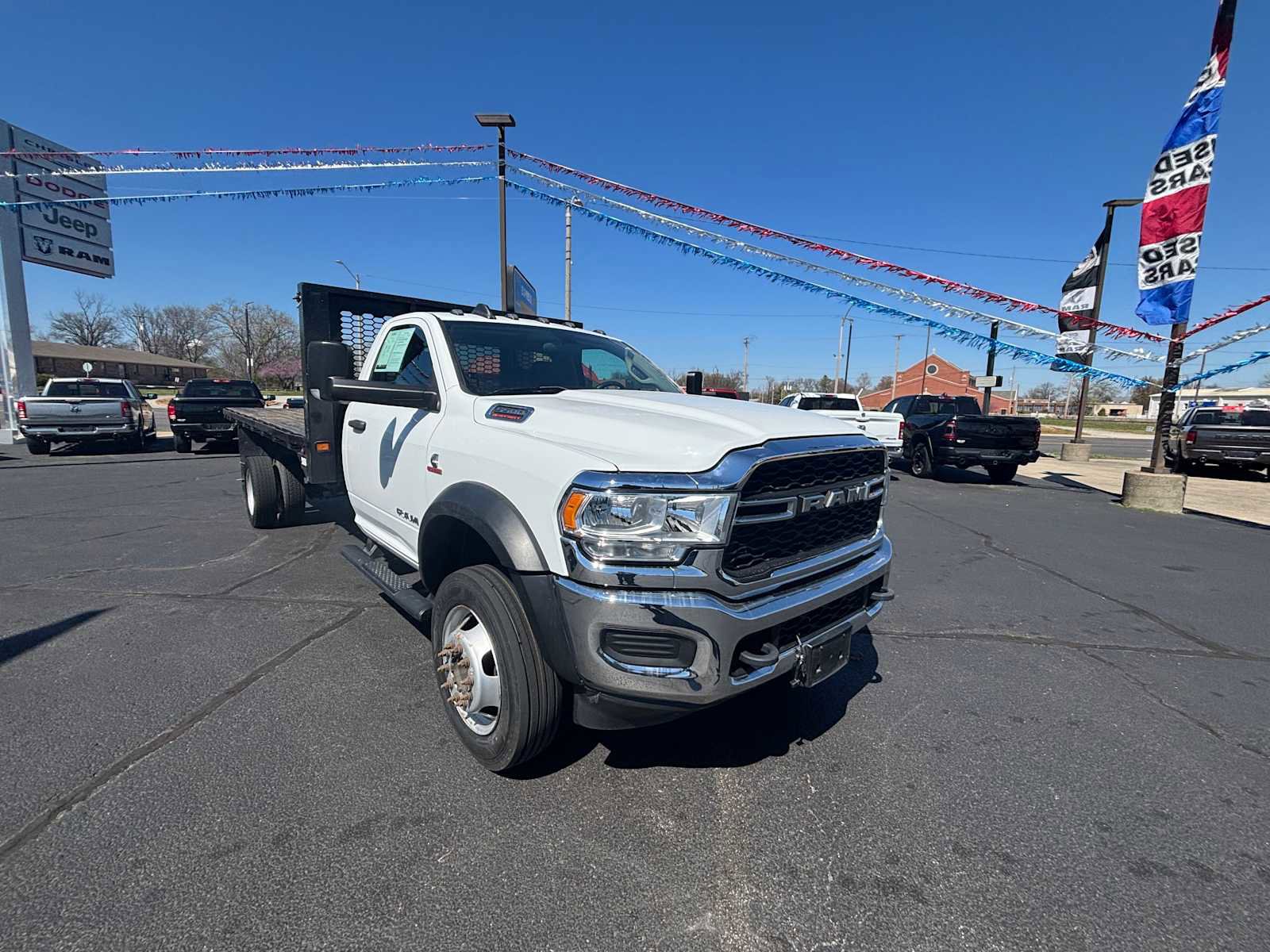 Used 2019 RAM 5500 Tradesman RWD image 3