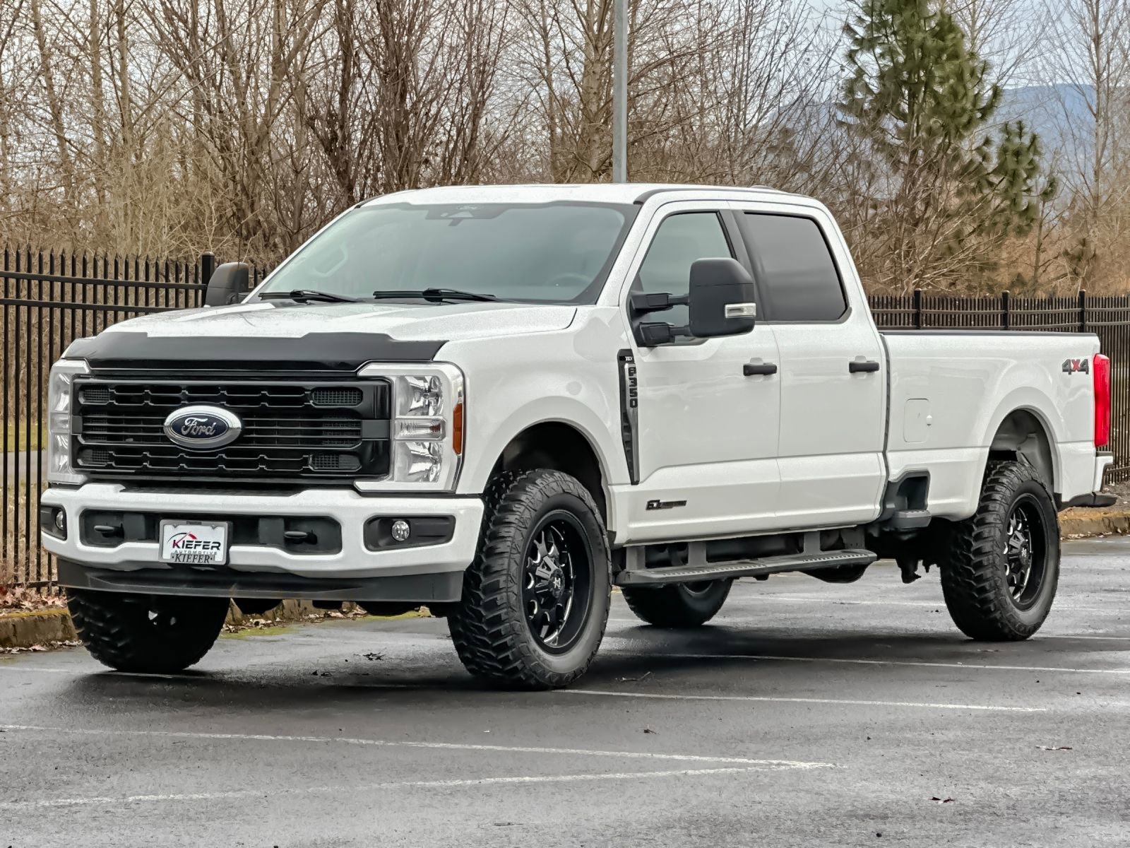 Used 2024 Ford F350 XLT image 8