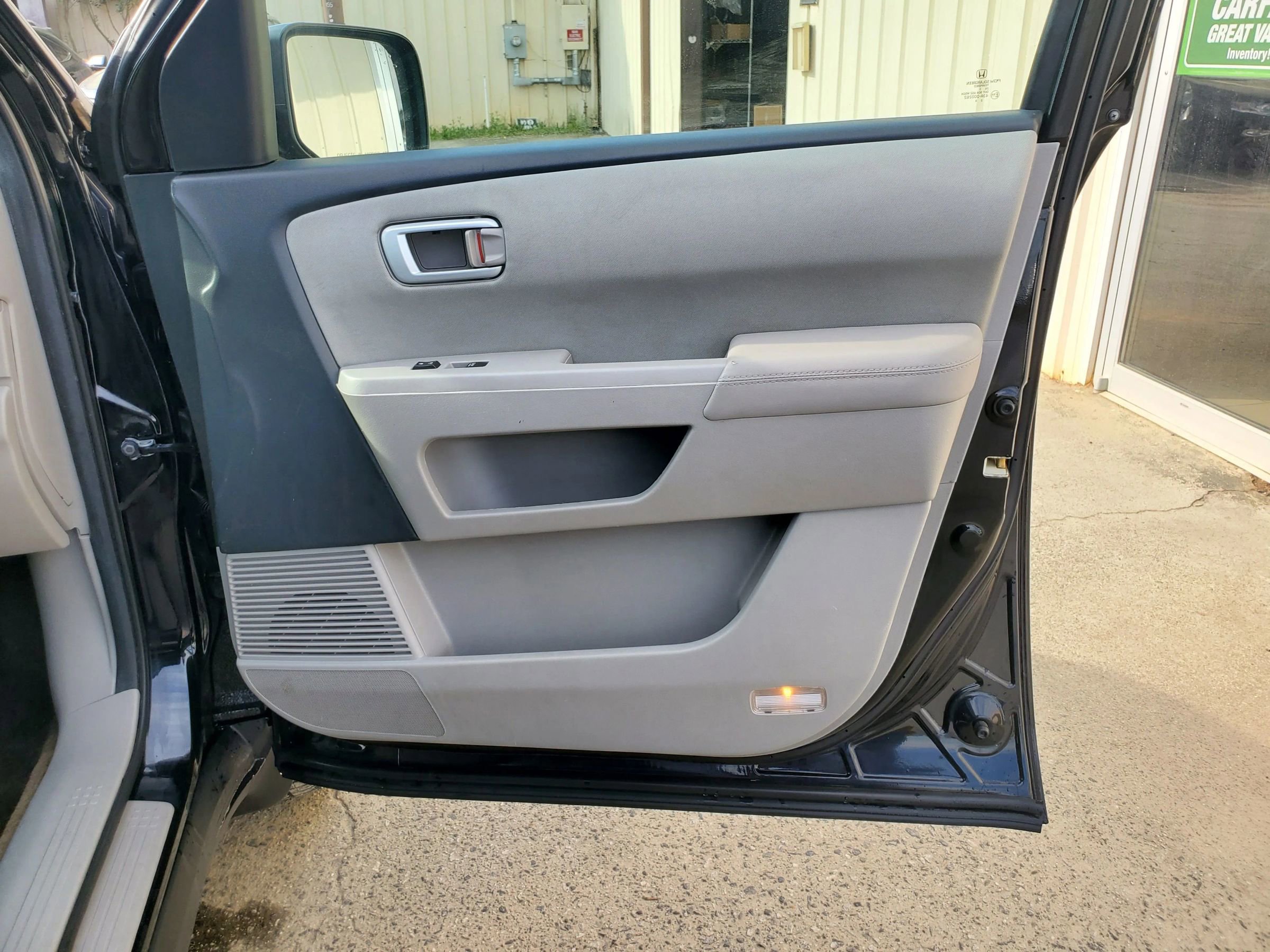 Used 2013 Honda Pilot LX image 21