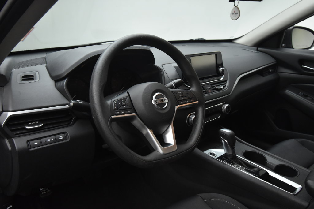 Used 2022 Nissan Altima 2.5 S FWD image 12