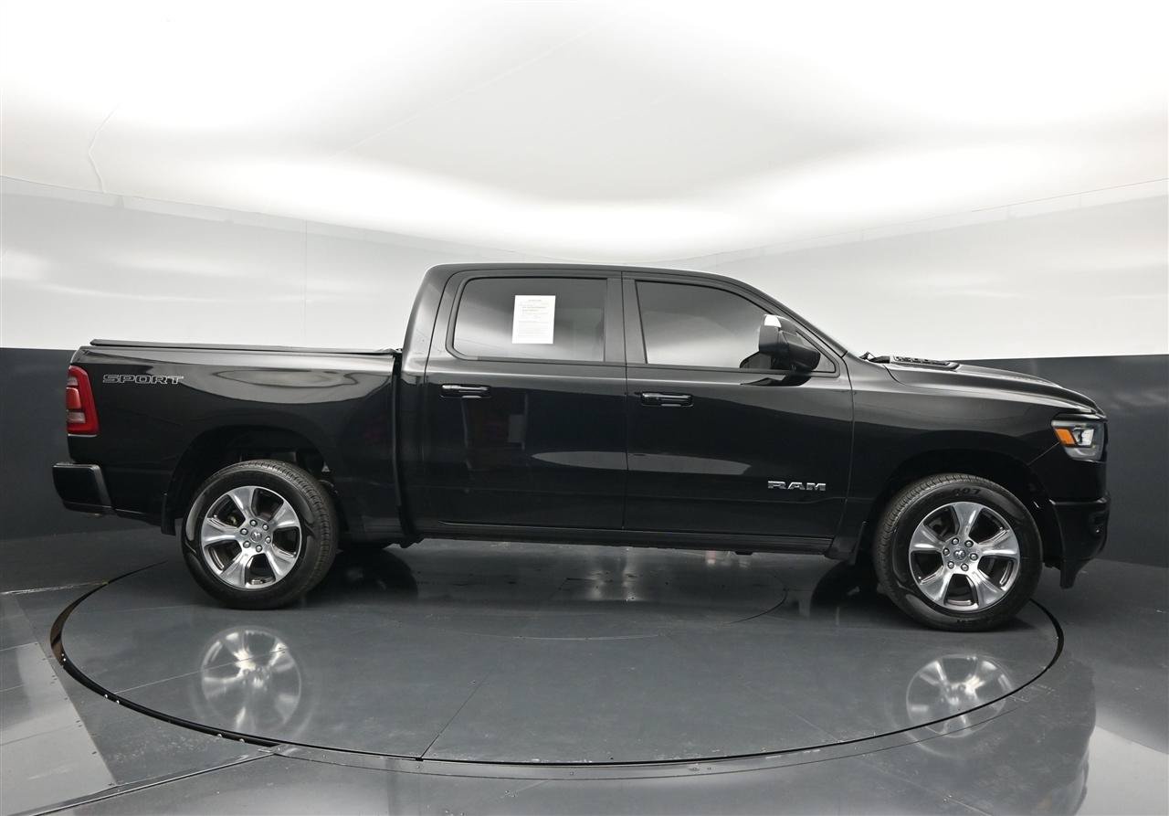 Used 2023 RAM 1500 Laramie AWD/4WD image 4