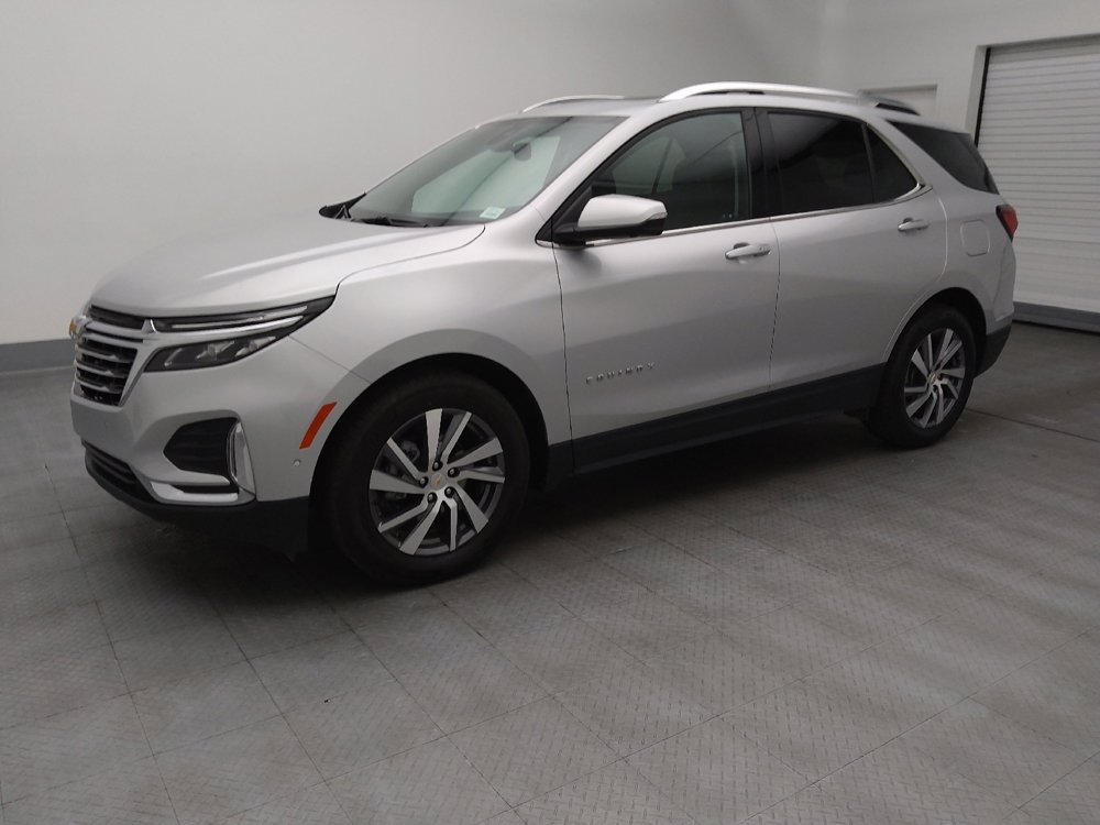 Used 2022 Chevrolet Equinox Premier image 2