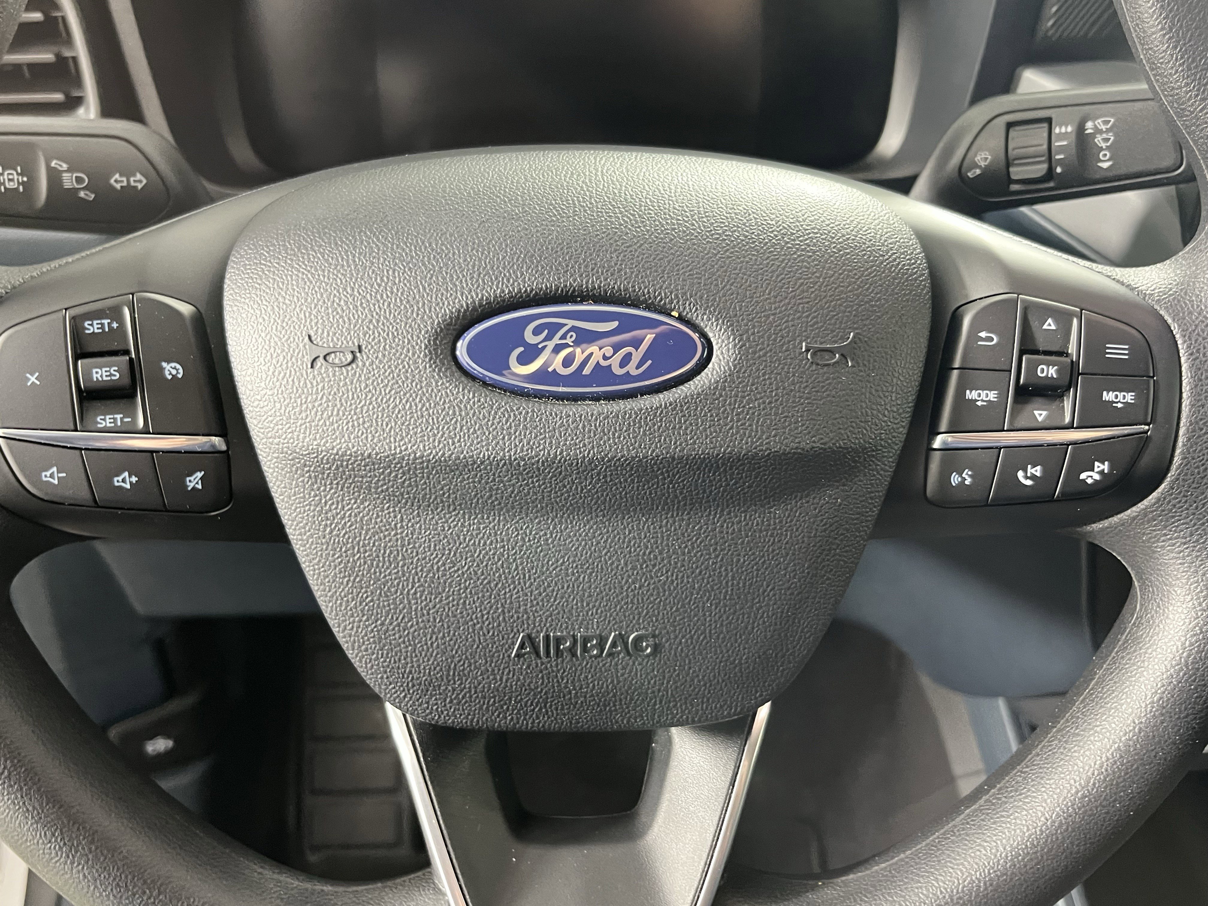 Used 2025 Ford Maverick XL w/ Equipment Group 101A AWD/4WD image 17