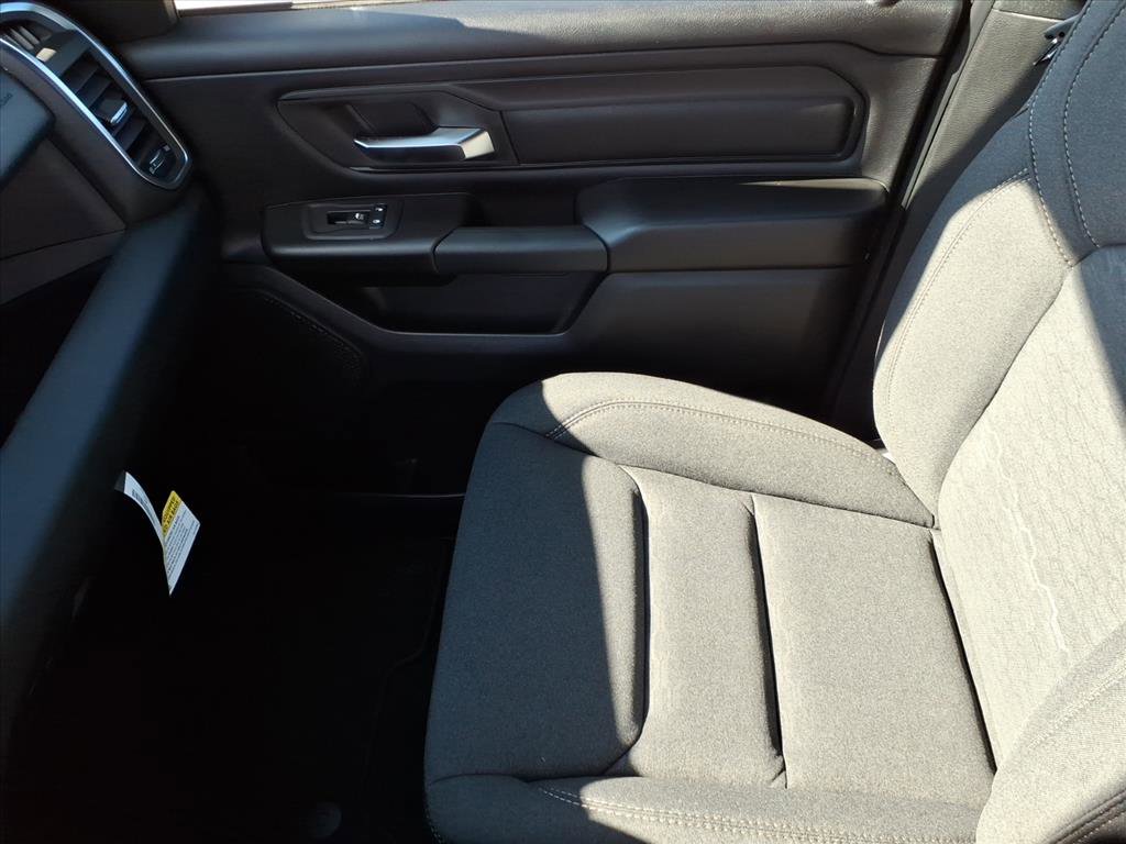 New 2026 RAM 1500 Express image 32