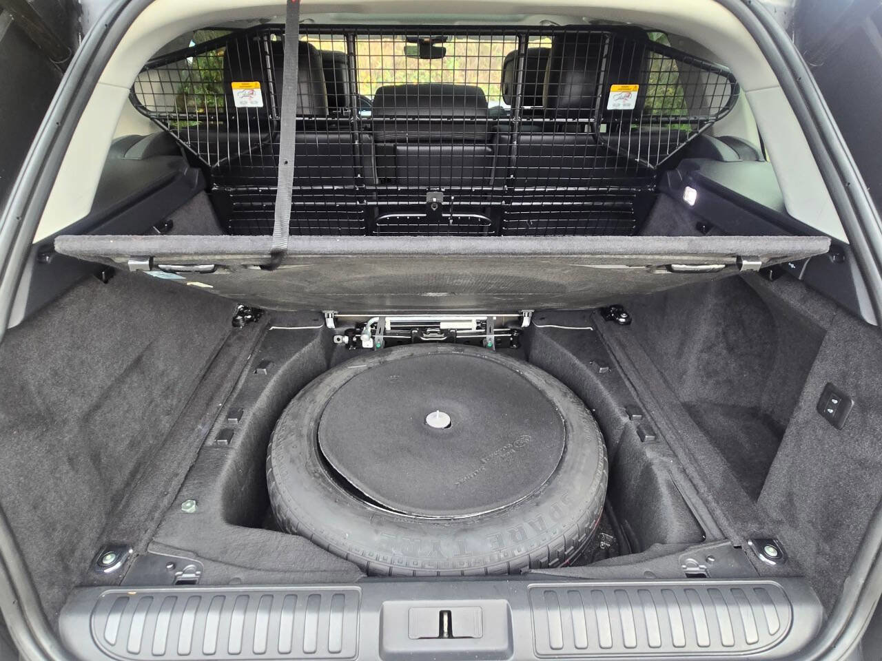 Used 2018 Land Rover Range Rover Sport HSE image 22