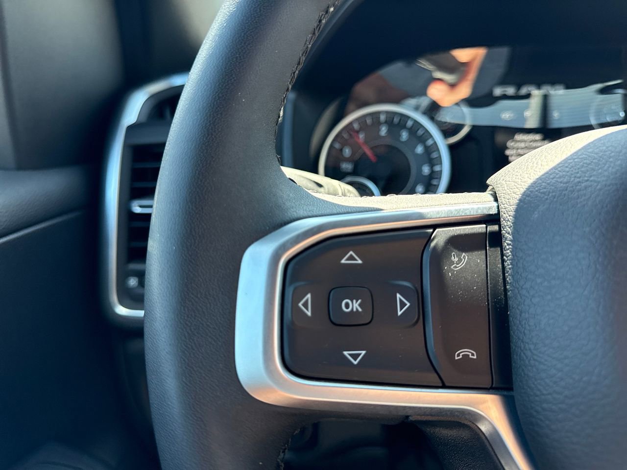 Used 2025 RAM 1500 Big Horn image 24