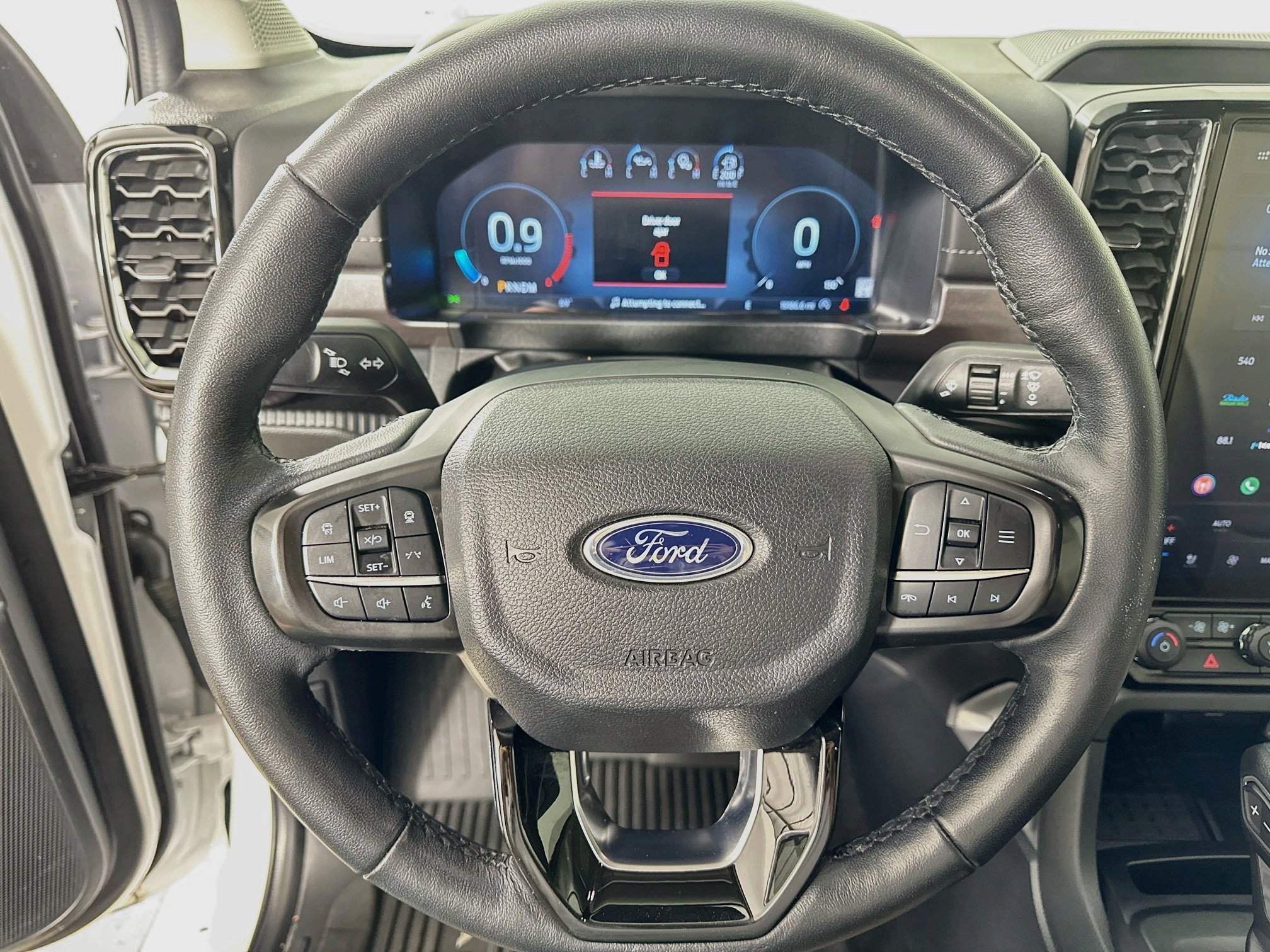 Used 2025 Ford Ranger Lariat w/ FX4 Off-Road Package AWD/4WD image 19