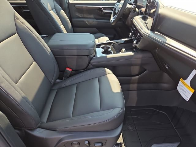 New 2025 Chevrolet Suburban Z71 w/ Z71 Off-Road Package image 29