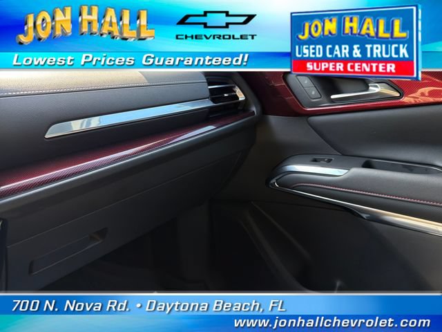Used 2025 Chevrolet Traverse Z71 w/ Driver Confidence Package AWD/4WD image 30