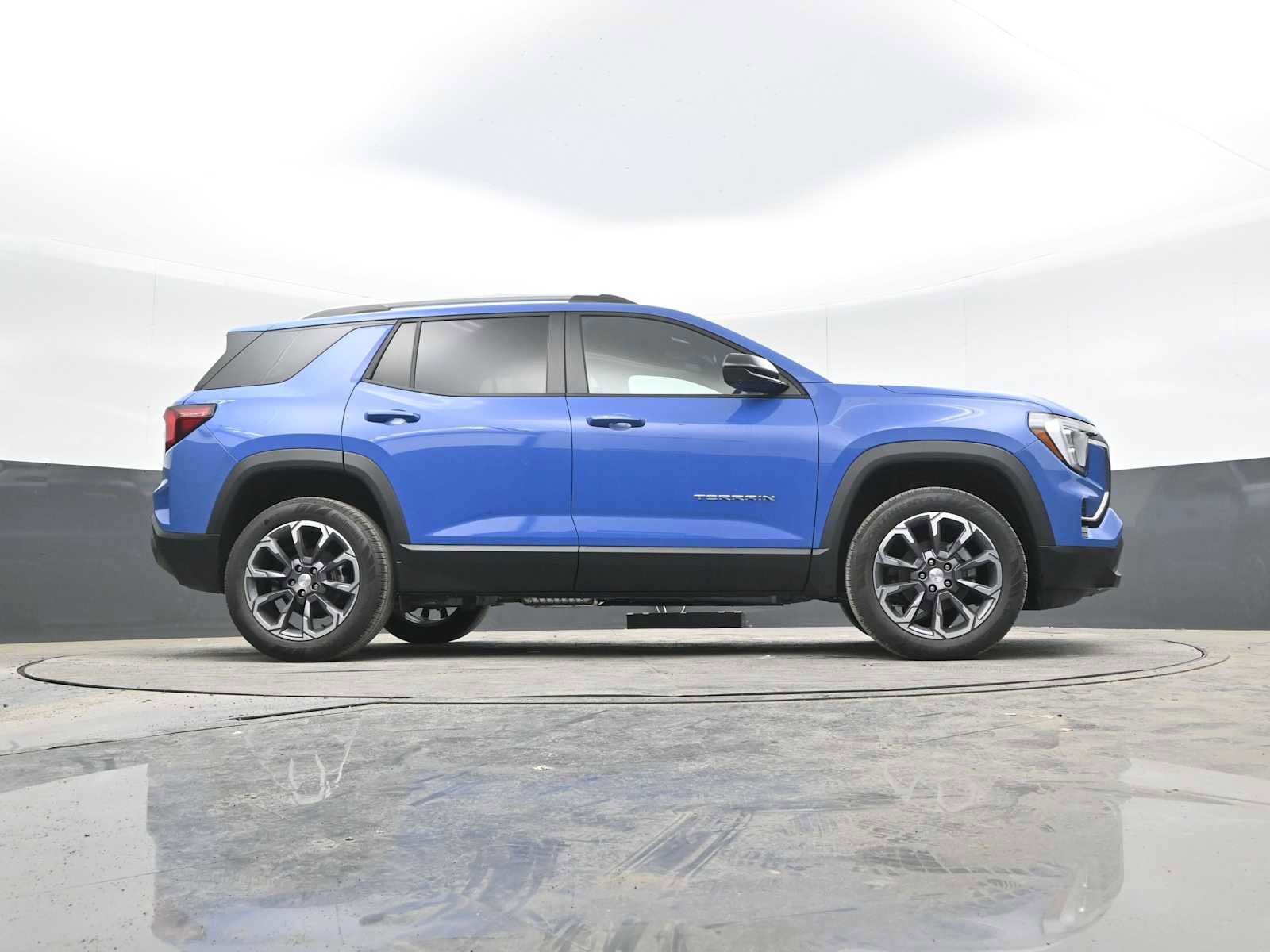New 2026 GMC Terrain Elevation w/ Elevation Premium Package AWD/4WD image 43