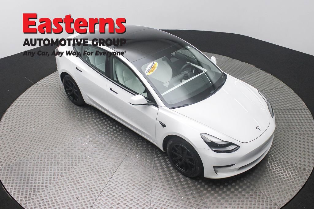 Used 2023 Tesla Model 3 Standard Range RWD image 3
