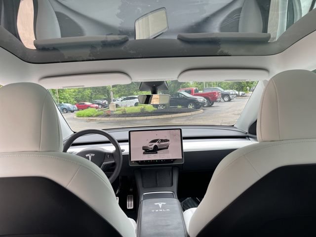 Used 2023 Tesla Model Y Performance AWD/4WD image 22