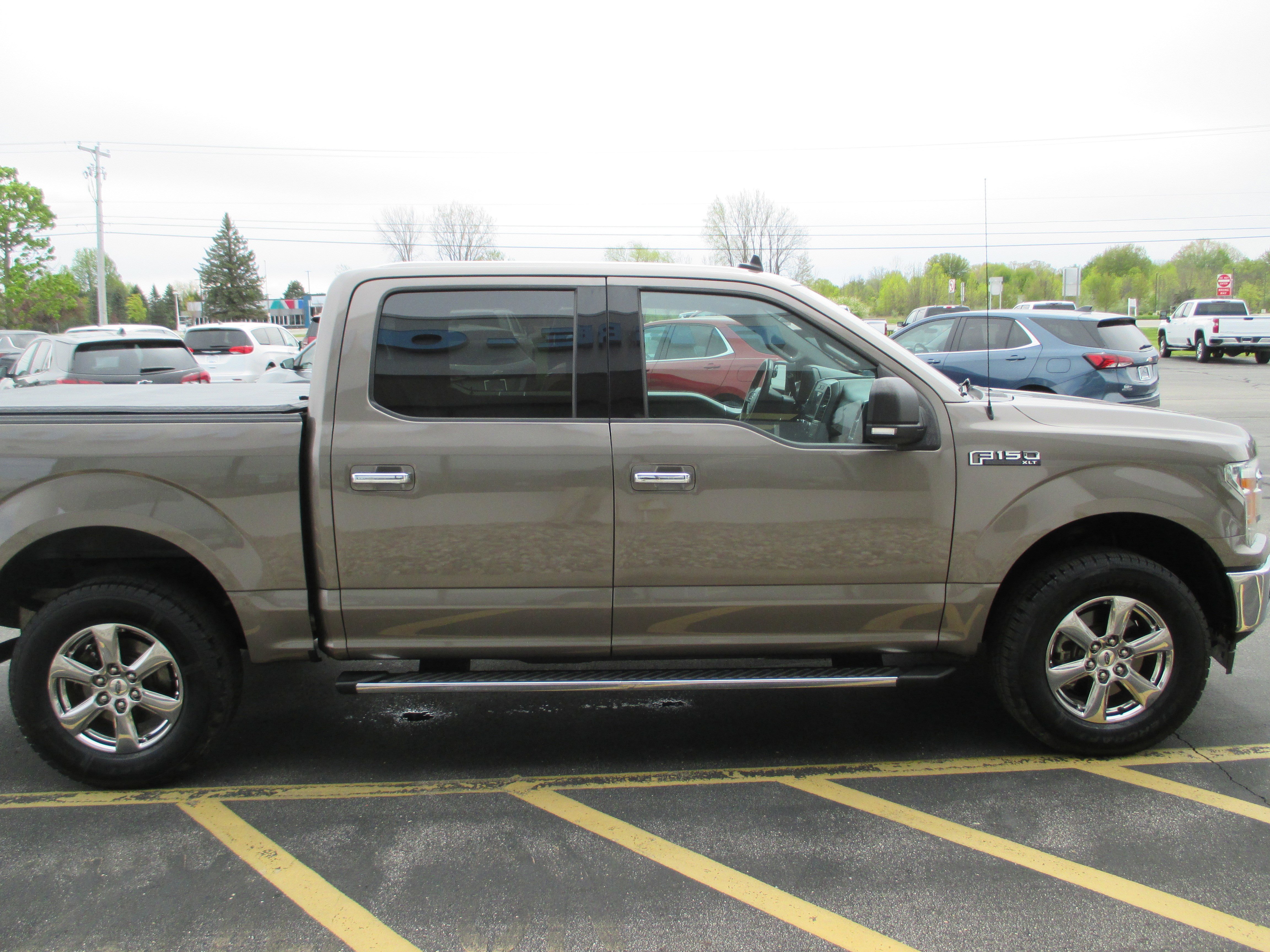 Used 2020 Ford F150 XLT w/ Equipment Group 302A Luxury AWD/4WD image 6