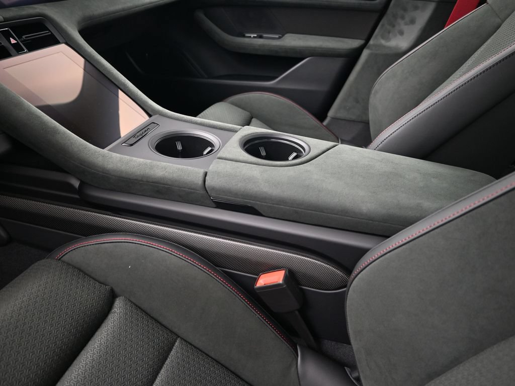 New 2026 Porsche Taycan GTS AWD/4WD image 22