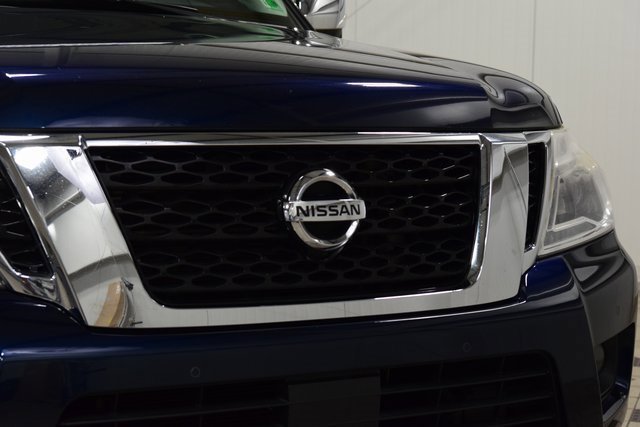 Used 2017 Nissan Armada Platinum image 11