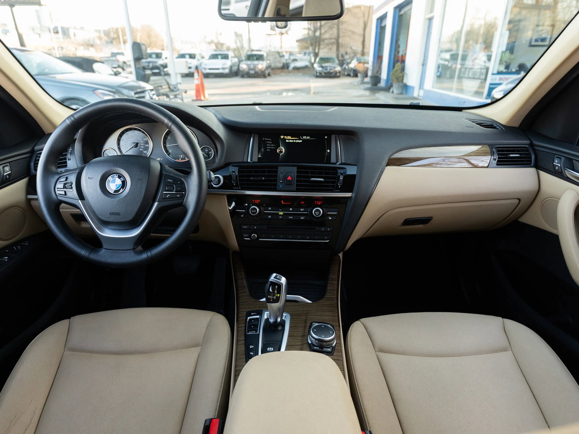 Used 2016 BMW X3 xDrive28i AWD/4WD image 2