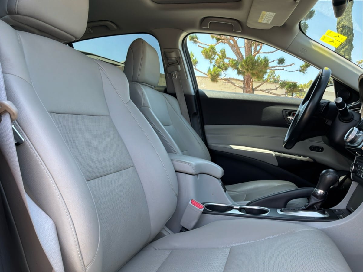 Used 2016 Acura ILX FWD image 22