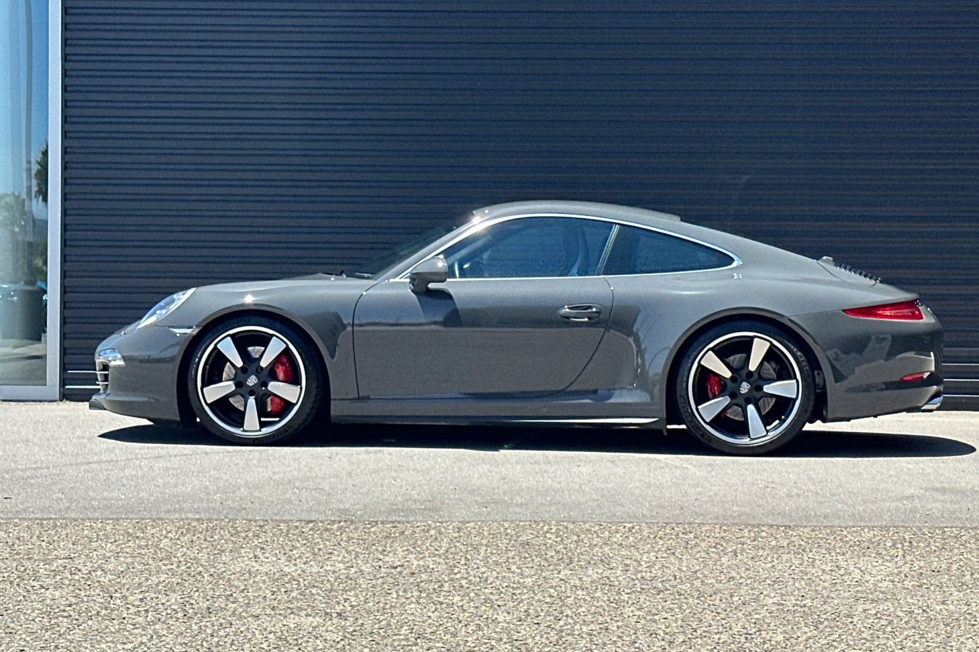 Used 2014 Porsche 911 50th Anniversary Edition RWD image 2